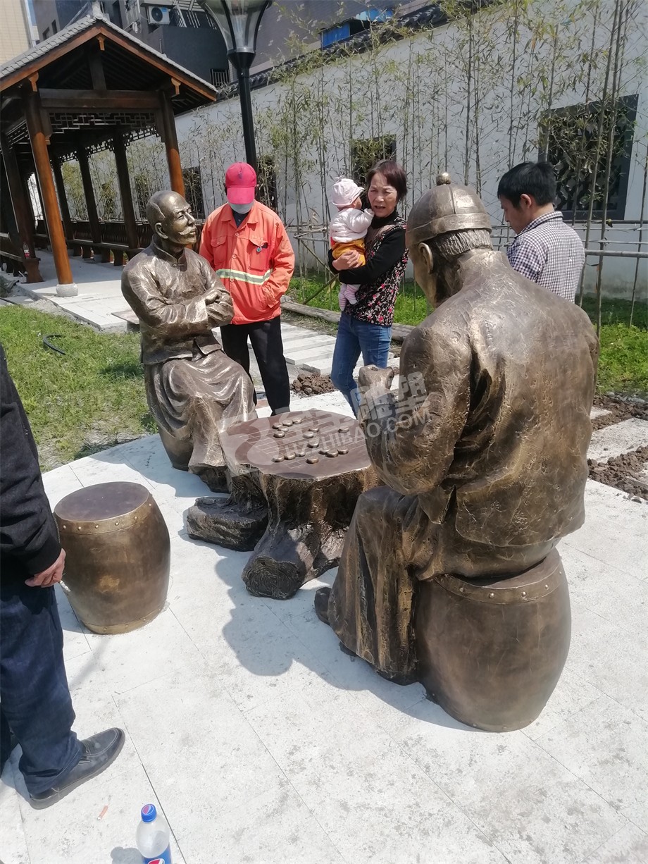 市政園林景觀小品玻璃鋼仿黃銅玻璃鋼仿鑄銅人物雕塑圓雕雕設(shè)計定制